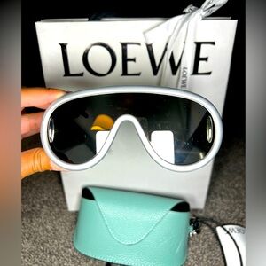 Loewe wave mask sunglasses (authentic)